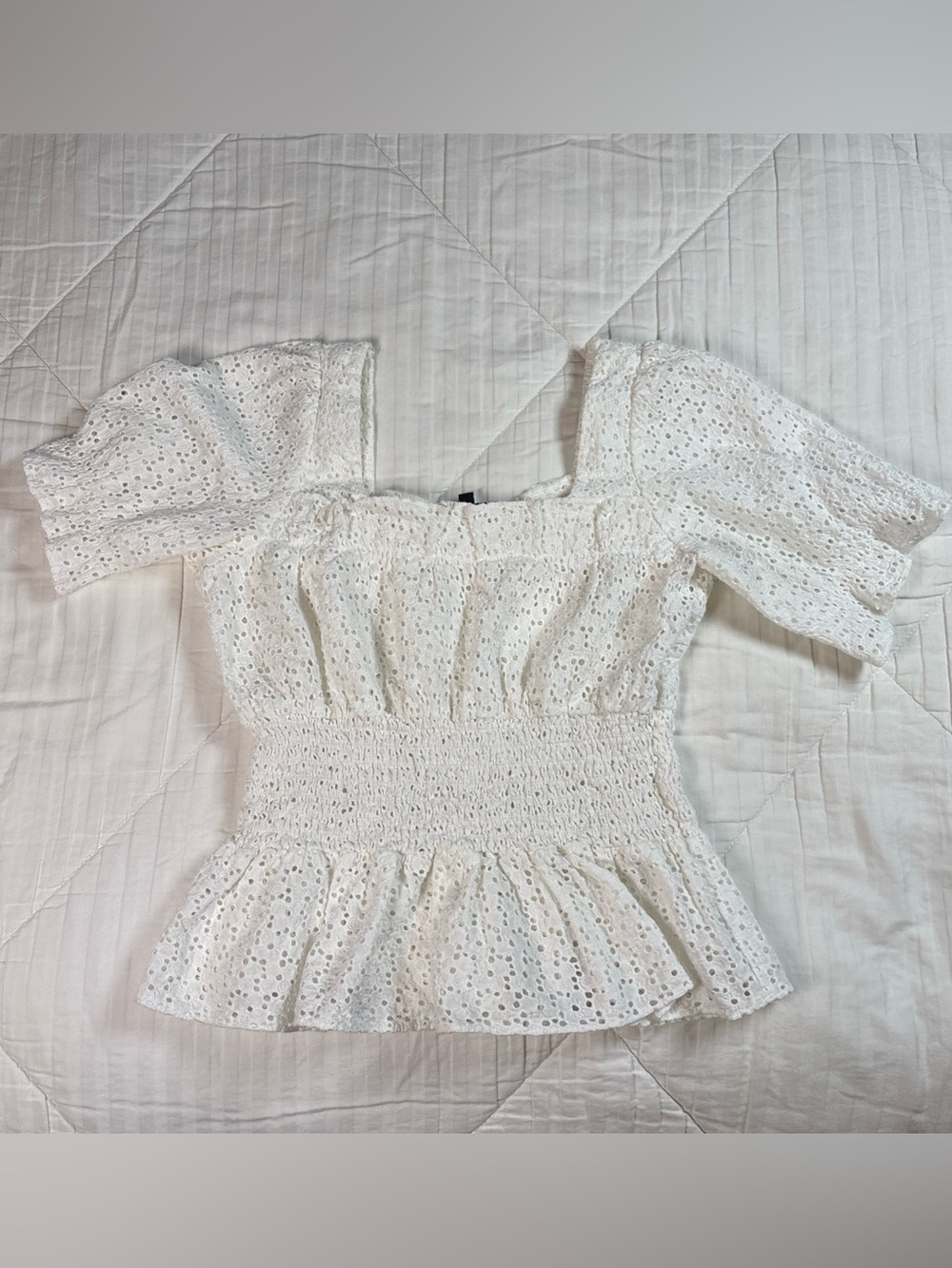 Vintage Betsey Johnson White Eyelet Smocked Peplum Blouse Cottagecore Y2K Size 4